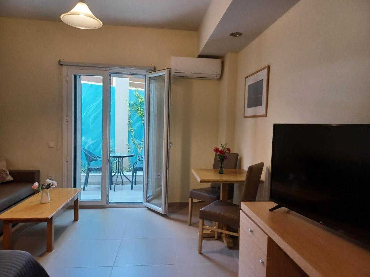 Hotel Estia Finikounta Dış mekan fotoğraf