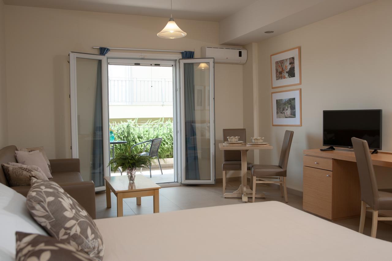 Hotel Estia Finikounta Dış mekan fotoğraf