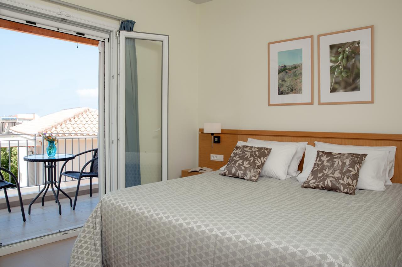 Hotel Estia Finikounta Dış mekan fotoğraf